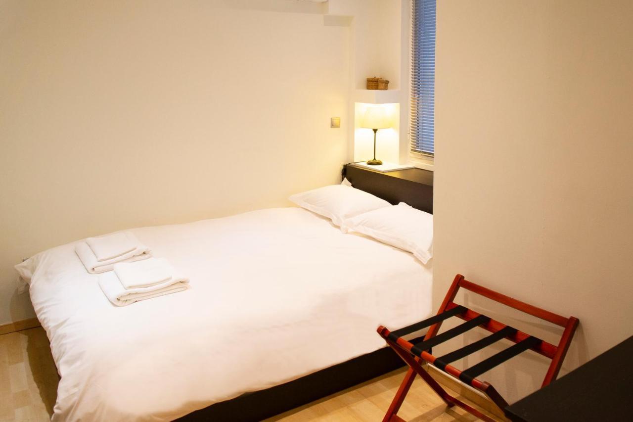 Location, 6 Ermou Street, Syntagma Square