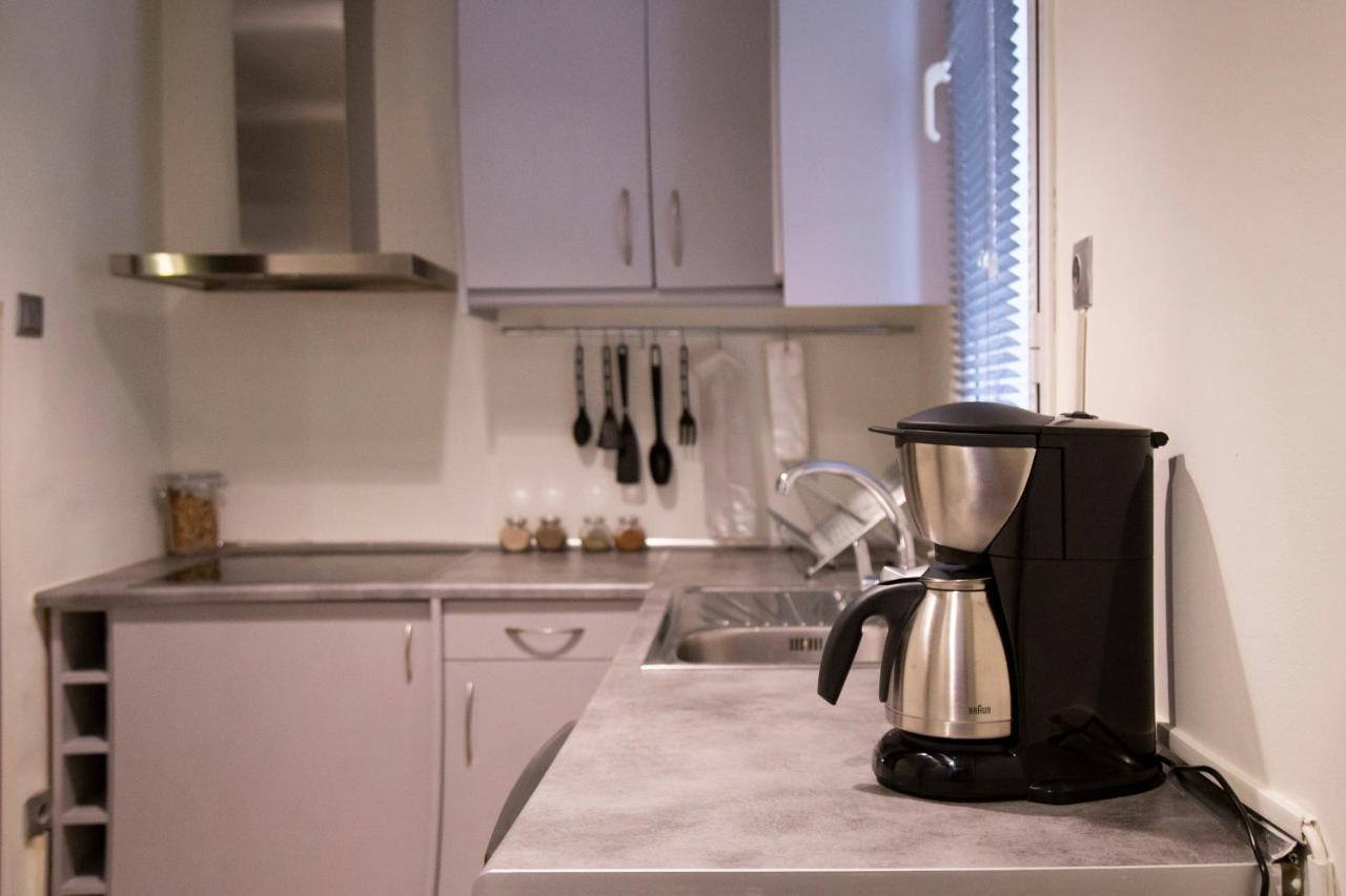Apartamento Location, 6 Ermou Street, Syntagma Square *